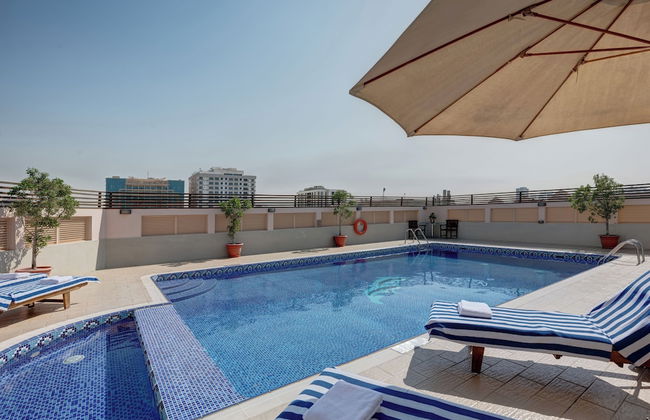 Radiance Premium Suites - Photo 24