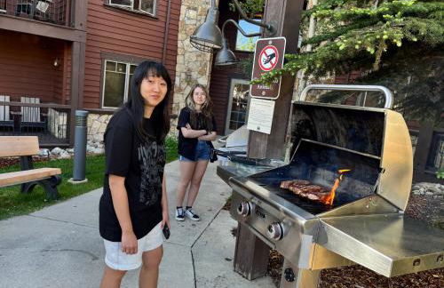 Ski in Ski out Resort Breckenridge 1BR 2Beds Parking, Resort Shuttle & Amenities - Foto 2