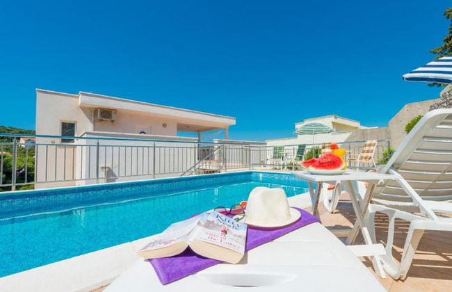 Villa Borna Apartments - Photo 32