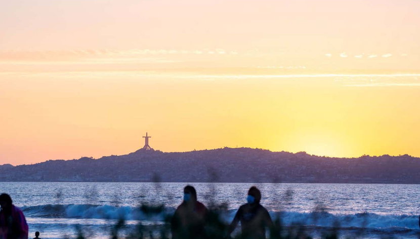 La Serena & Coquimbo Beaches Tour - Photo 3, See a stunning sunset over the horizon