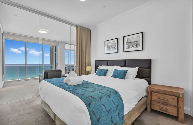 Reflection on the Sea - Foto 28