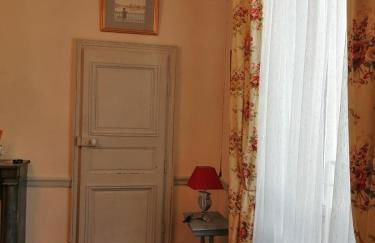 Grande maison de ville avec jardin Valence en Poitou pour 8 à 14 personnes - Foto 11