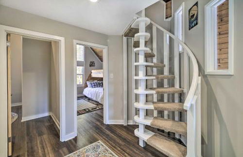 Deck and Mtn Views Fain Chalet in Kingsport - Foto 24