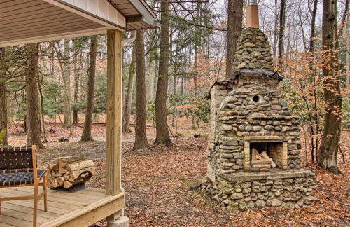 13 Mi to Camelback Ski! Creekside Lincoln Lodge - Foto 24