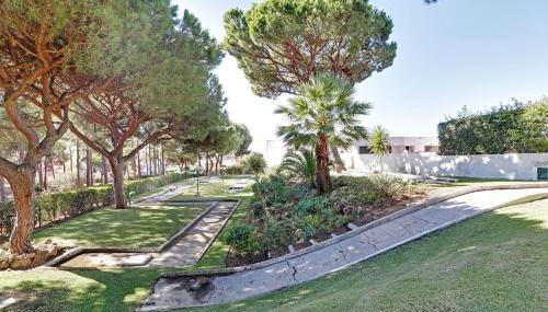 Vilamoura Golf Villa 1 With Pool by Homing - Foto 3, Garden, Garden view