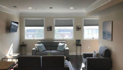 Entire Extra Large Luxury 3 Bedrooms Condo - Photo 4