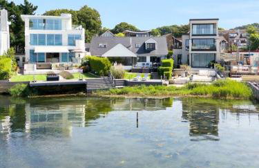 Luxury Waterfront Home Near Sandbanks - Foto 1