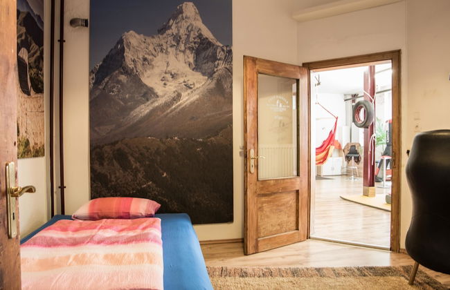 Carli's Base Camp - Photo 3