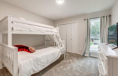 Daphne Home with Deck Close to Beaches and Parks! - Foto 25