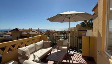 Luxe Appartement in Mijas met Zeezicht & Zwembad - Photo 5