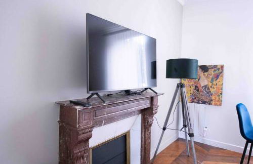 Portes de Paris RER C à 2 min WiFi & Parking Inclus - Foto 12