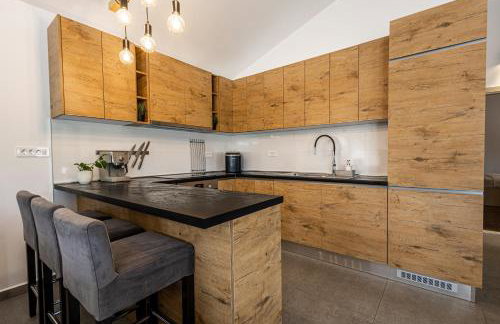 Villa Bosilen with private pool, near Trogir, Split airport, quiet area, family villa - Photo 29