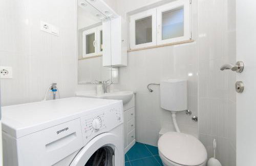 Guest house LUCIJA with swimming pool - Photo 13