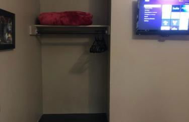 Mountain-top Cabin Get-away with Hot tub and a View - Foto 37