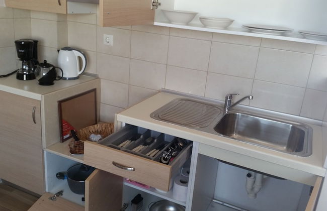 Ria's Deluxe Apartments - Photo 13