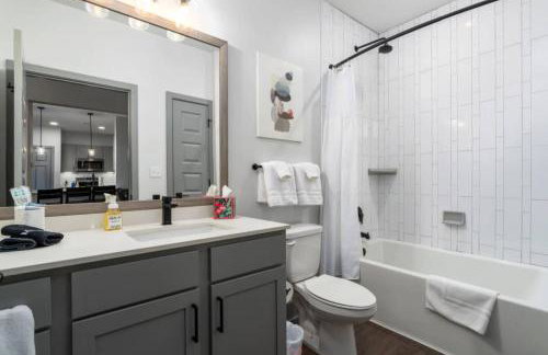 Grandview Apartment near Medical Ctr - Photo 12