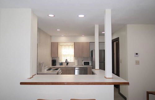 DT Location W Washer and Dryer. Fully Renovated. - Foto 12