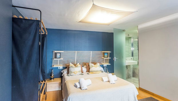 My Space Emirates - Bright Apartment in Gracia with shared Pool - Foto 5, Habitación