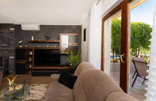 MY DALMATIA - Holiday home Olive Garden with private swimming pool - Photo 9