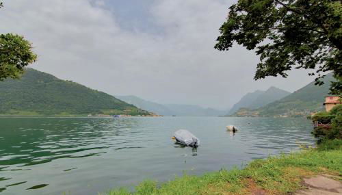 PENTHOUSE ISEO LAKE VIEW - Free Wi-Fi and Private Parking Included - Foto 4