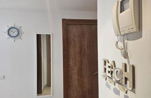 Mondrian Magic World - sea view first line of the beach - Photo 43