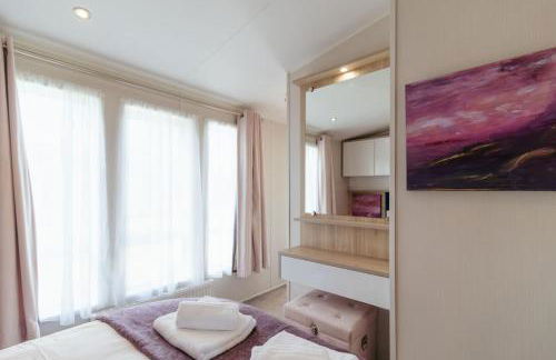 The Lodge - Dog-Friendly Sea View Lodge - Pool available for Long Stays - Foto 23