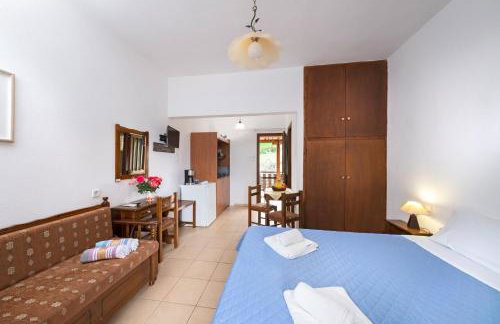 Vergonis Studios - Photo 67