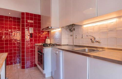 Unique Riverview Apartment - Photo 22