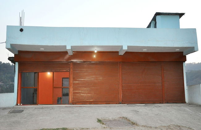 OYO 13319 Home Valley View Dharampur - Foto 14