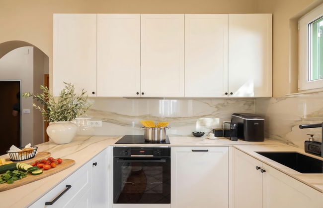 Breathtaking Panorama Villa Vese - Foto 13