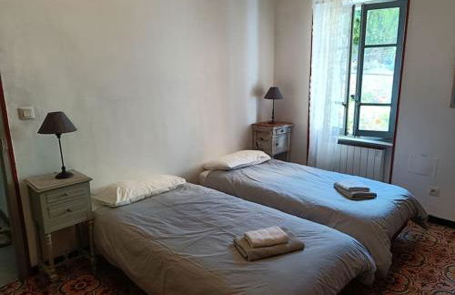 Ceps Cottage sleeps 6 with free wifi near the river - Foto 25