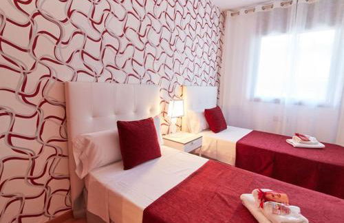 Alcam Cervantes Playa Badalona - Photo 17