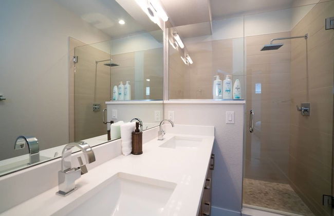 Frida's Abode Walk to the Stadium Rooftop View - Photo 30