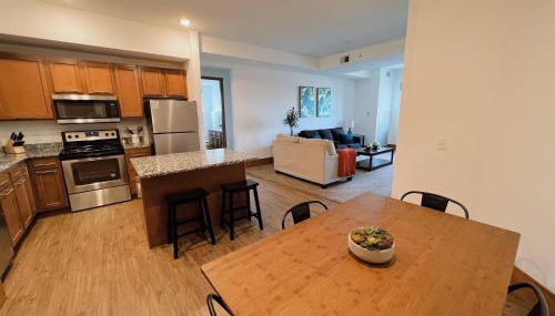 3BR Luxury Suite with Parking at The Grand Castle - Foto 2, stove, pet friendly, minibar