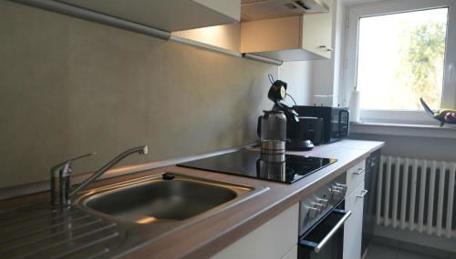 KS Stays Apartments - 2 Schlafzimmer mit 4 Einzelbetten in Bielefeld - Foto 5, stove