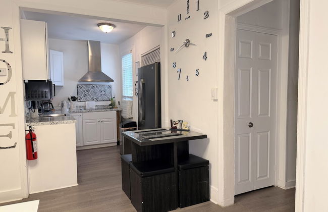 Modern Private Share Bedroom Bus stop to NYC - Foto 35