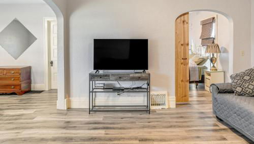 Nature Lovers Retreat By the High Trestle Trail! - Foto 4