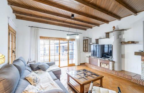 Cubo's Casa El Rodeo & Private Pool - Photo 14