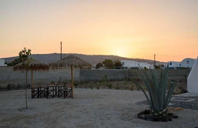 Villa George Santorini - Photo 26