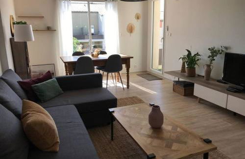 Charmant appartement ensoleillé-Terrasse - PARKING Gratuit - Isle sur la Sorgue - Photo 6