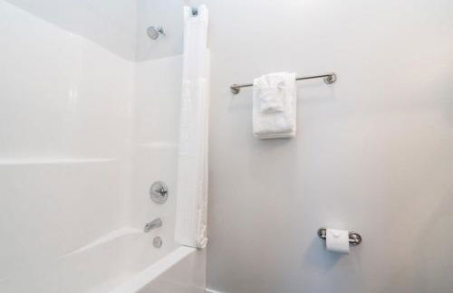 CozySuites Music Row Stunning 2BR -free parking 35 - Foto 28