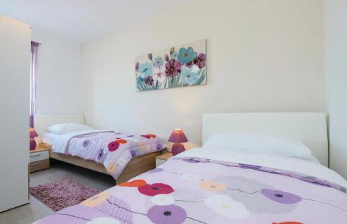 Five-Bedroom Holiday Home In Gorica - Foto 38