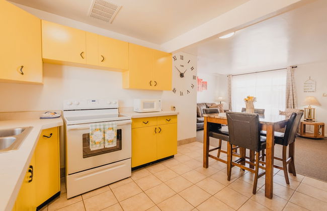 1 or 3 Bedroom Apartment with Full Kitchen - Foto 16