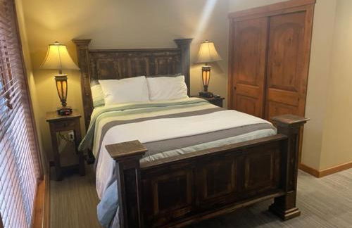 Penthouse Mountain Haven with Community Spa Room - Foto 11