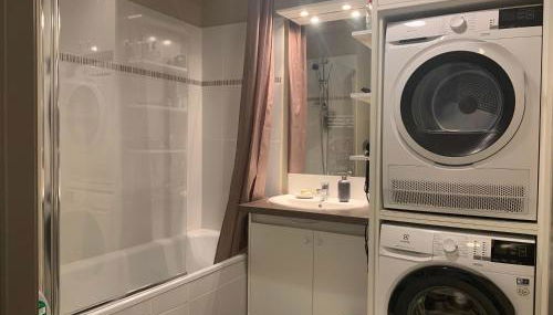 Luxurious Flat in Bondy, (In front of the Train station) - Foto 5