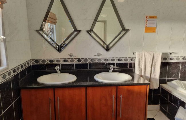 Savoy Lodge - Room - Foto 39