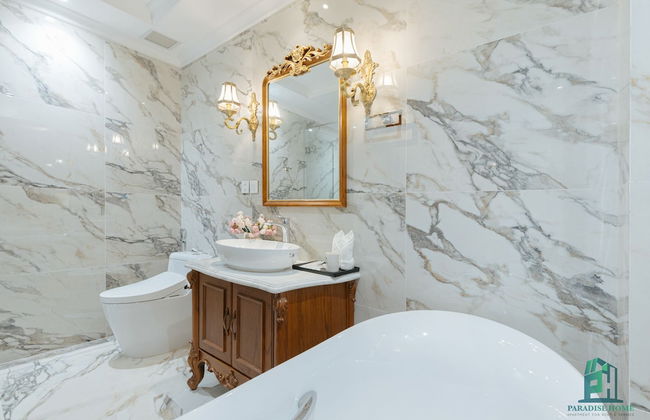 Luxe Paradise Suites Hotel - Photo 64