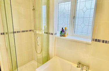 4-Bed Oasis Quiet Culde sac - Foto 24