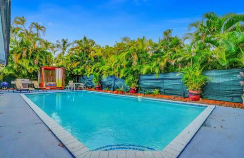 Central Stunning Villa with Heated Pool Cabana - Foto 50