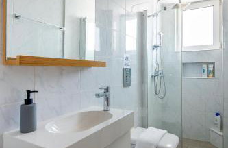 Boutique Studios near Airport - Foto 60